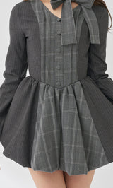 モデル：163cm（着用サイズ：FREE　着用カラー：GRY）