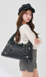 サイズ：FREE　カラー：BLK