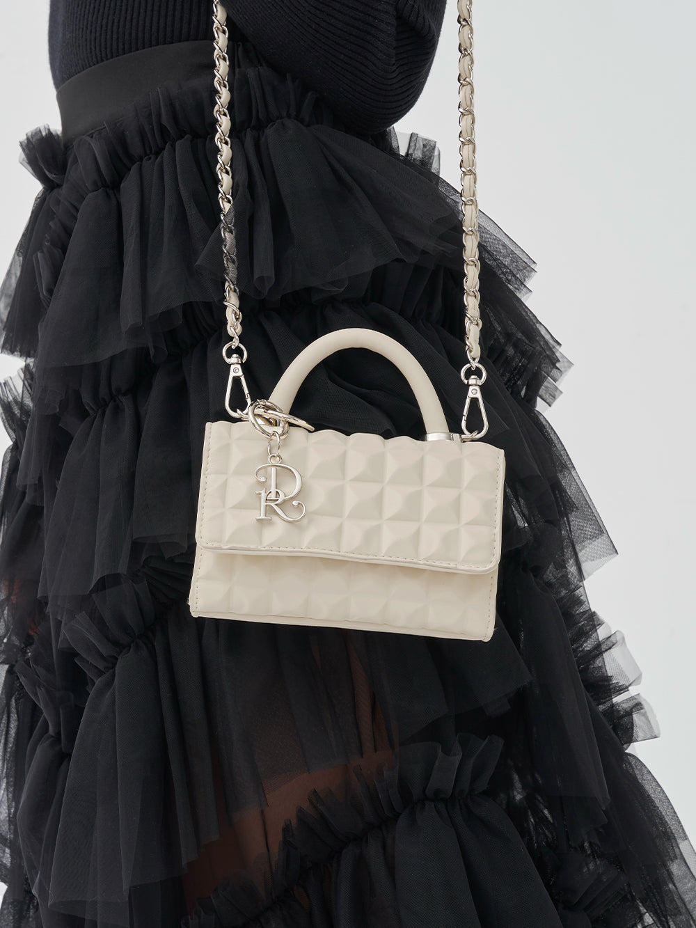 サイズ：FREE　カラー：IVO