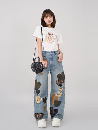 モデル：163cm（着用サイズ：M　着用カラー：BLU）