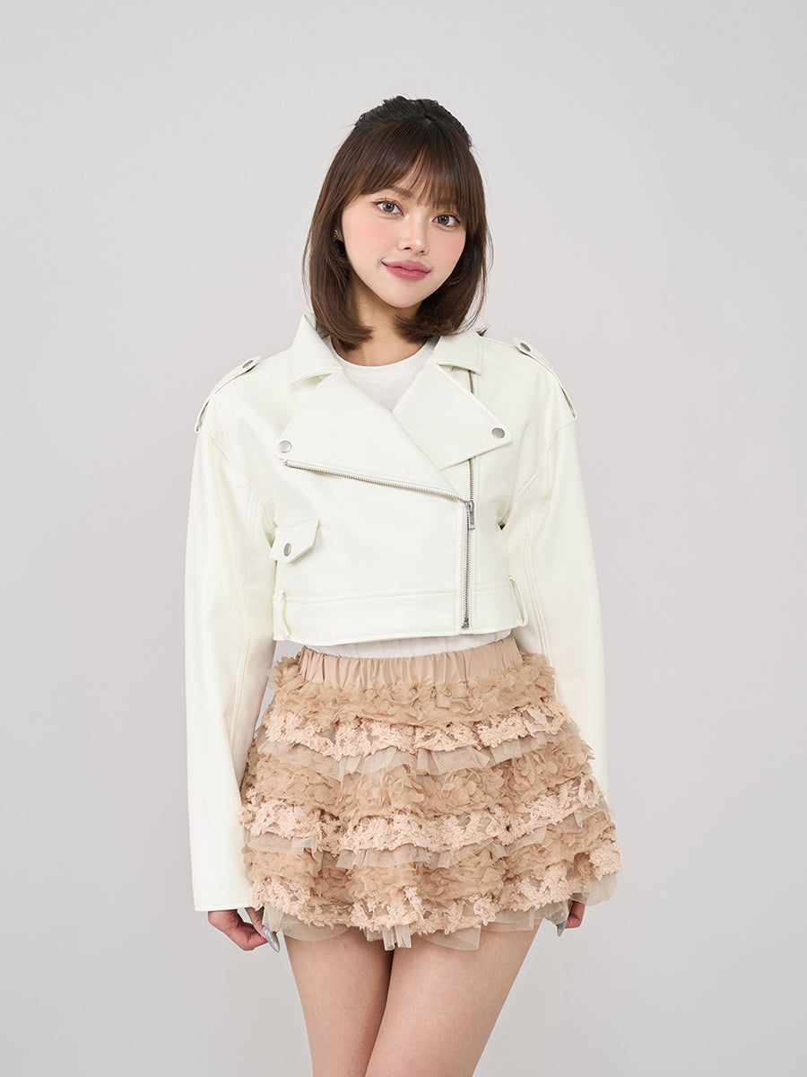 モデル：163cm（着用サイズ：FREE　着用カラー：WHT）