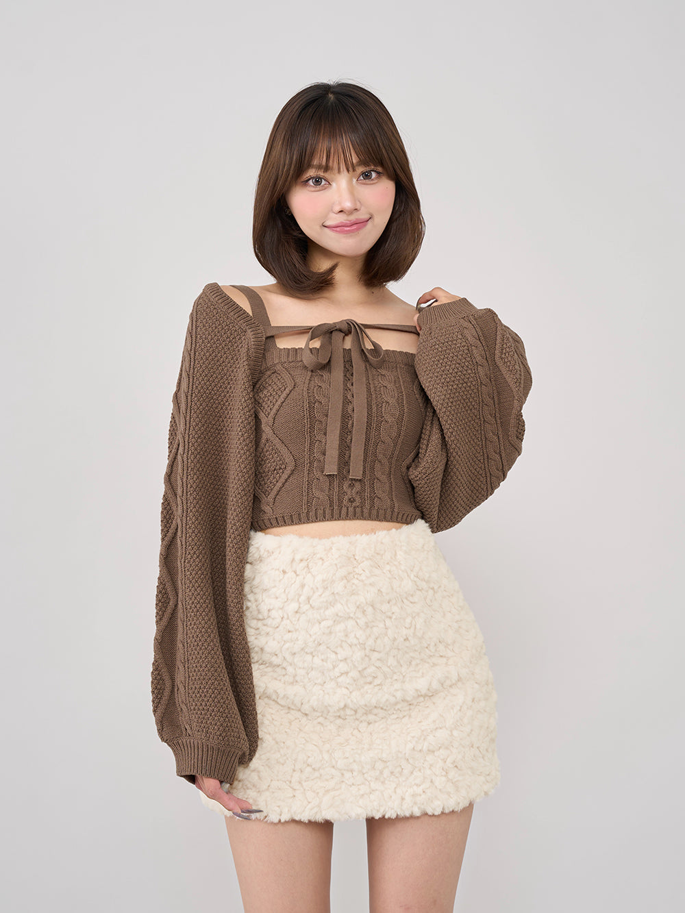モデル：163cm（着用サイズ：FREE　着用カラー：BRN）