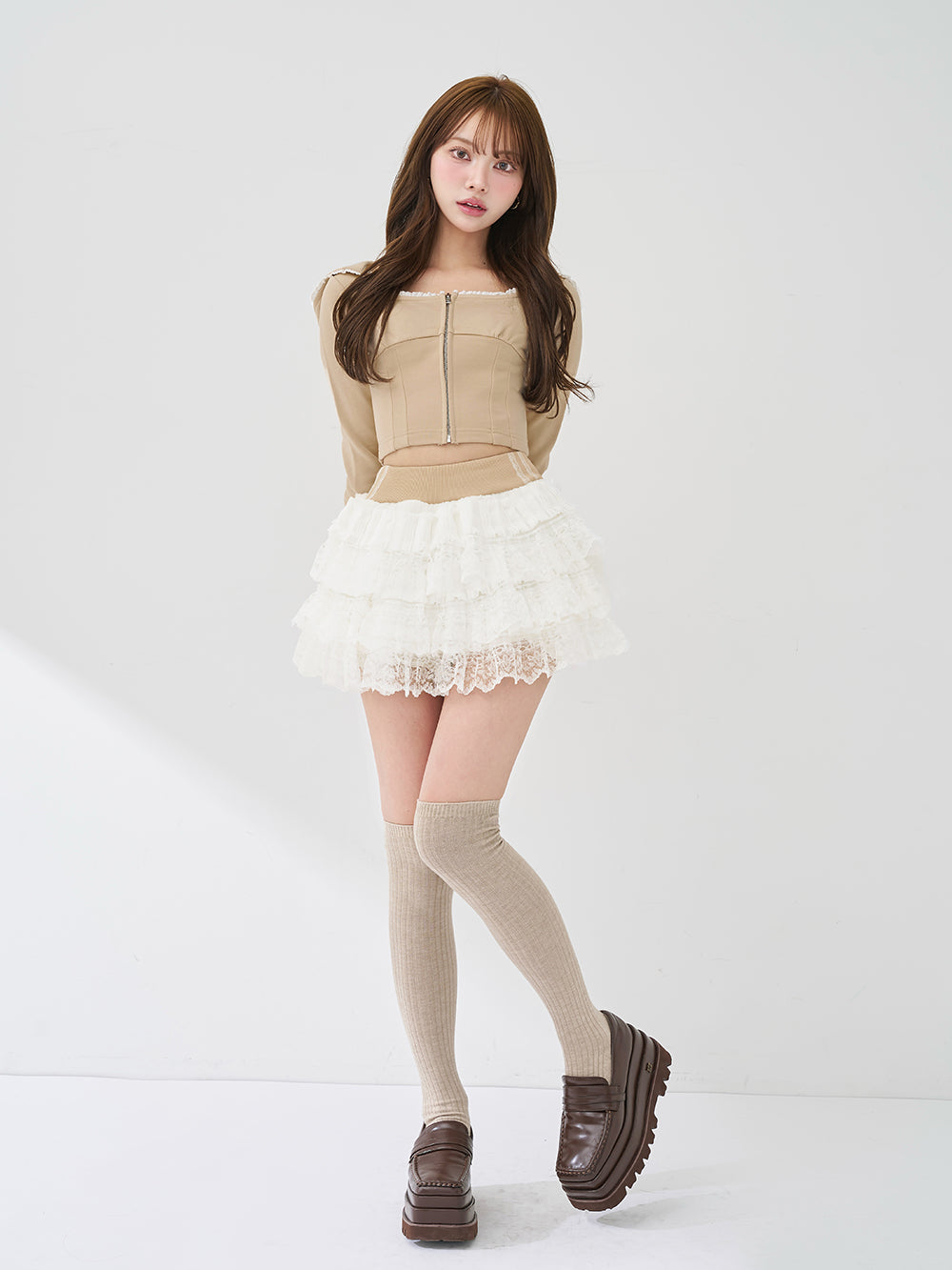 モデル：163cm（着用サイズ：FREE　着用カラー：BEG）