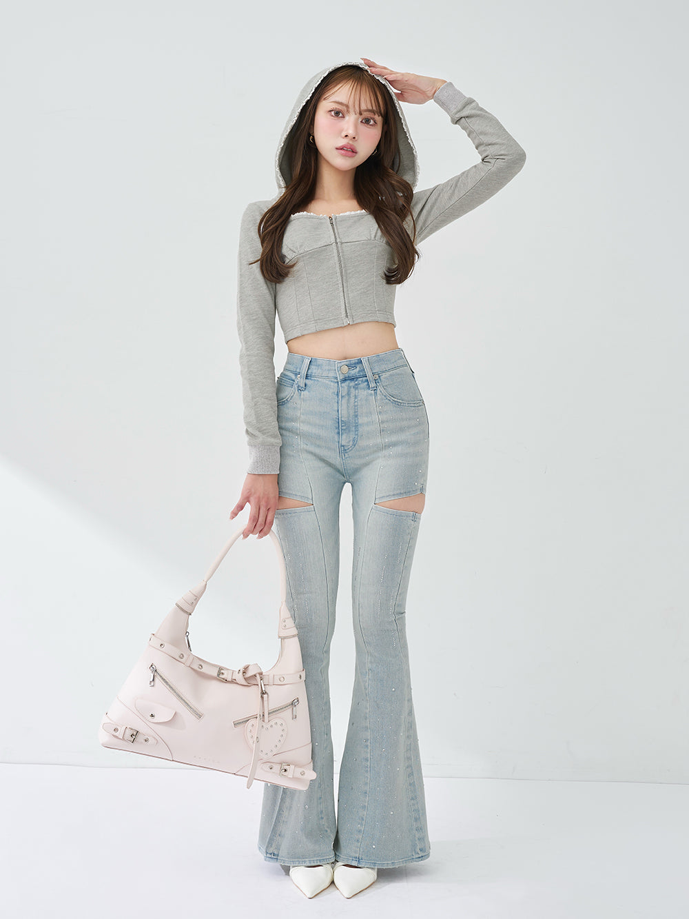 モデル：163cm（着用サイズ：FREE　着用カラー：GRY）