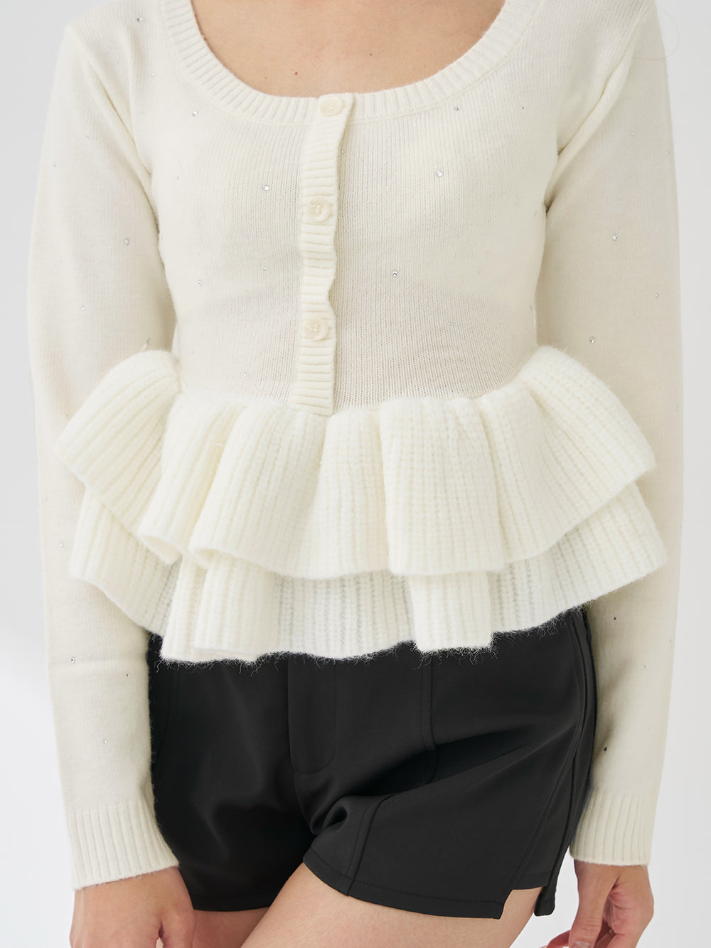 モデル：163cm（着用サイズ：FREE　着用カラー：WHT）