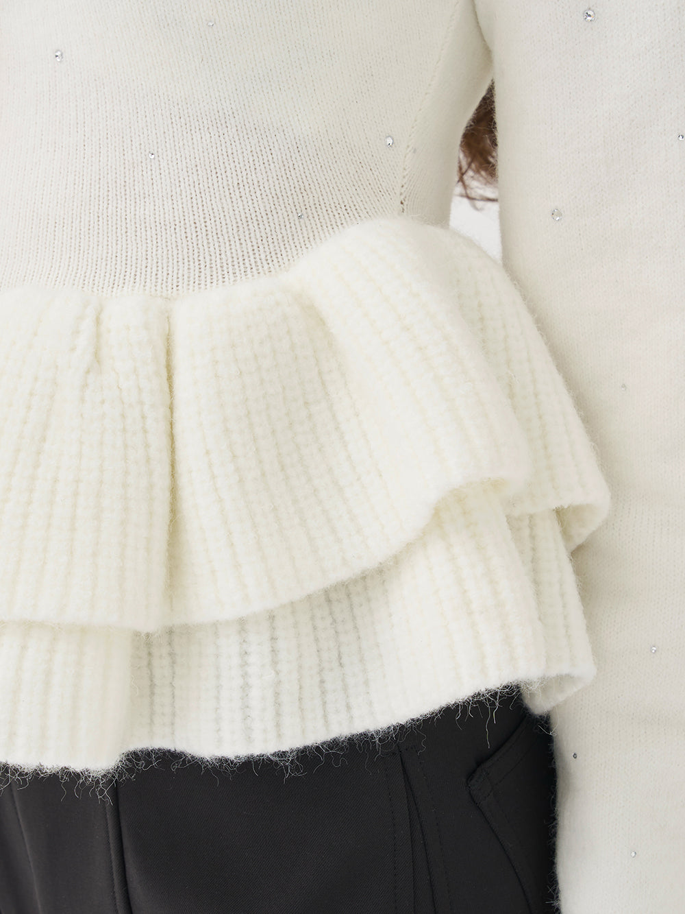 モデル：163cm（着用サイズ：FREE　着用カラー：WHT）