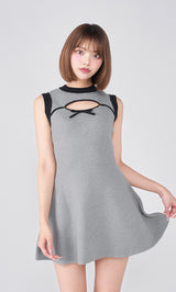 モデル：163cm（着用サイズ：FREE　着用カラー：GRY）
