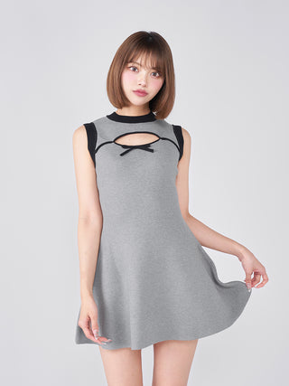 モデル：163cm（着用サイズ：FREE　着用カラー：GRY）