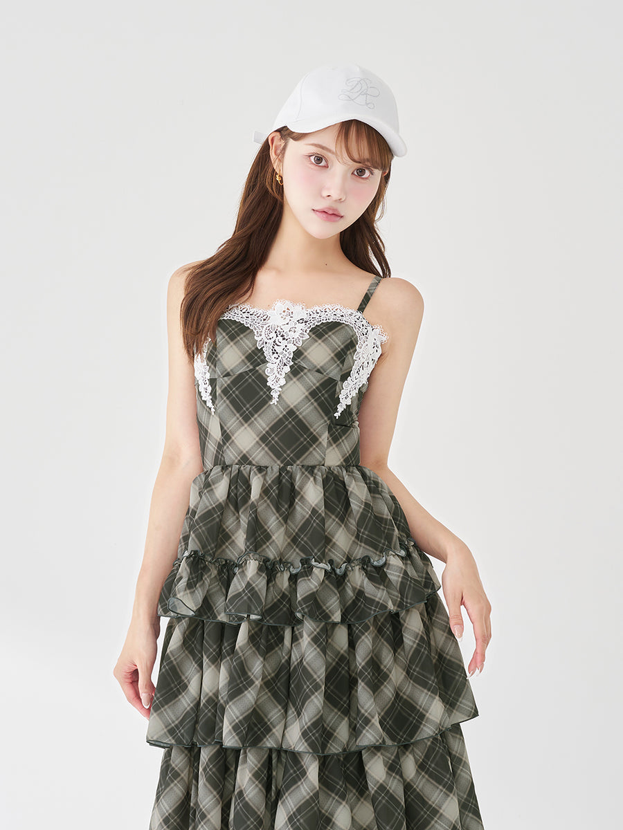 モデル：163cm（着用サイズ：FREE　着用カラー：GRN）