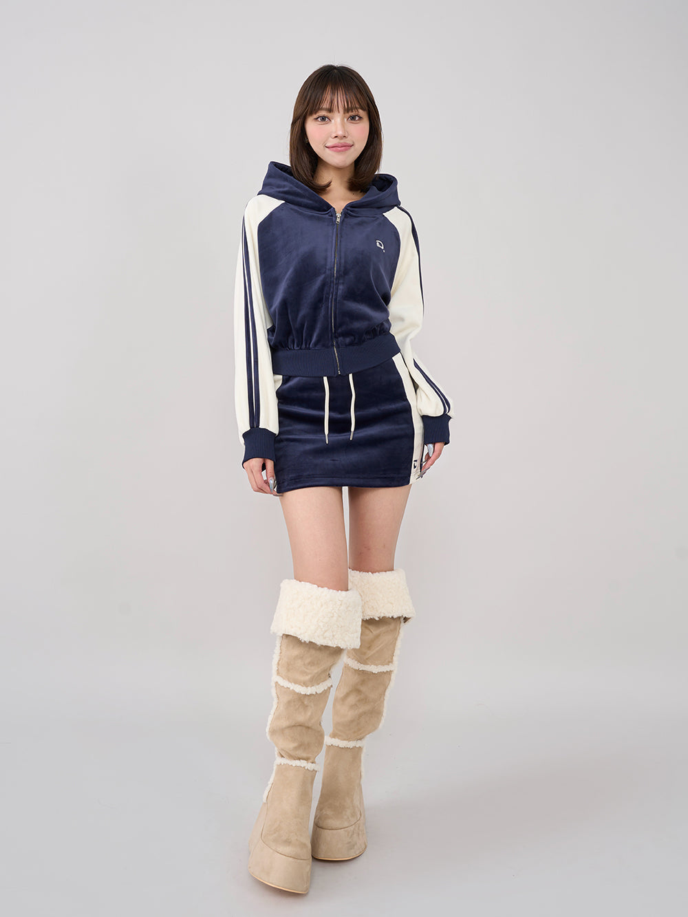 モデル：163cm（着用サイズ：FREE　着用カラー：NVY）