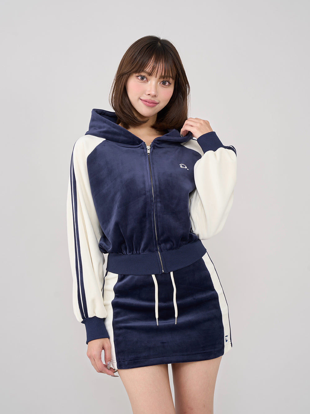 モデル：163cm（着用サイズ：FREE　着用カラー：NVY）