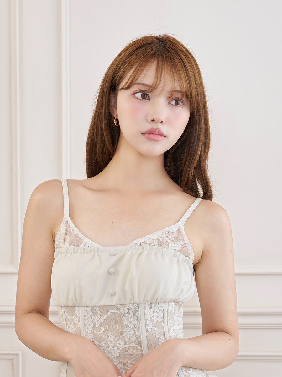 モデル：163cm（着用サイズ：FREE　着用カラー：IVO）