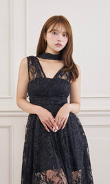 モデル：163cm（着用サイズ：FREE　着用カラー：BLK）
