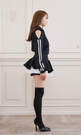 モデル：163cm（着用サイズ：FREE　着用カラー：BLK）