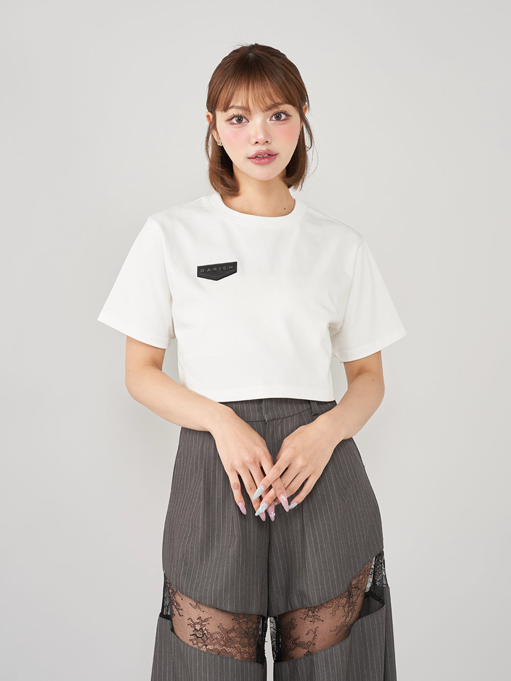 ロゴプレートショートTシャツ - wht