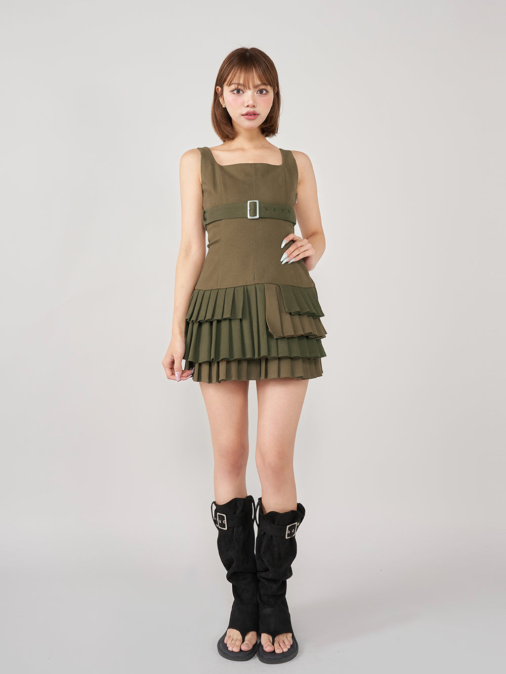 モデル：163cm（着用サイズ：L　着用カラー：BLK）