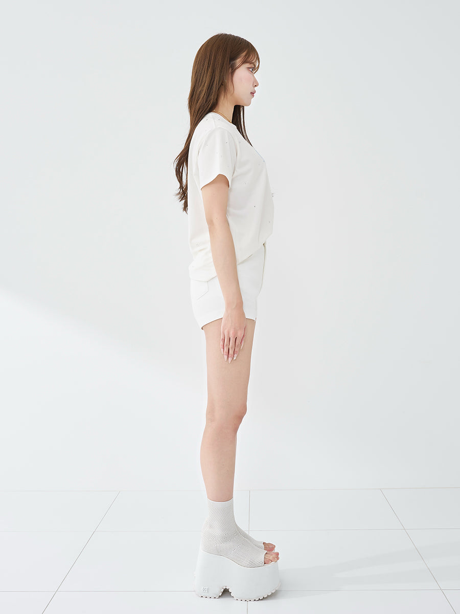モデル：163cm（着用サイズ：FREE　着用カラー：WHT）