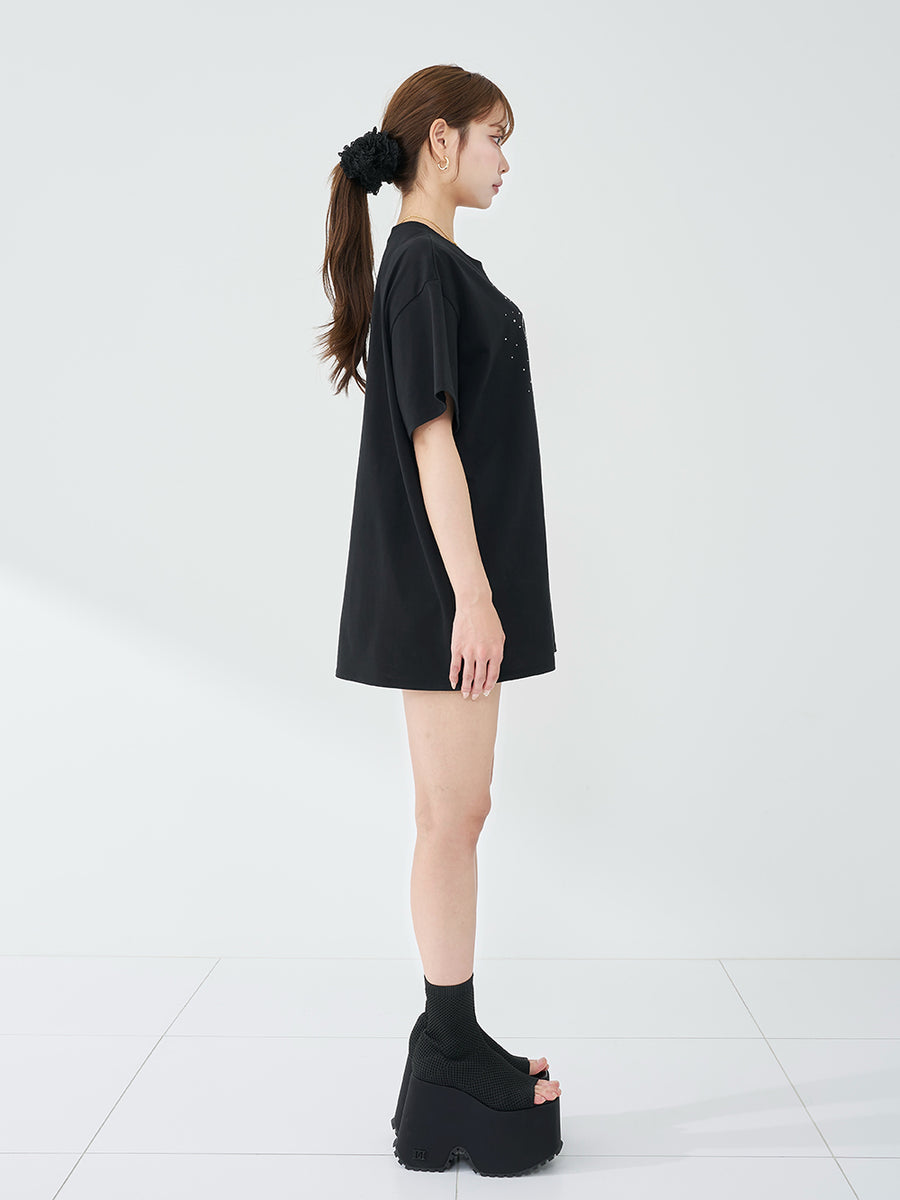 モデル：163cm（着用サイズ：FREE　着用カラー：BLK）