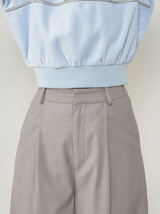 モデル：163cm（着用サイズ：FREE　着用カラー：GRY）