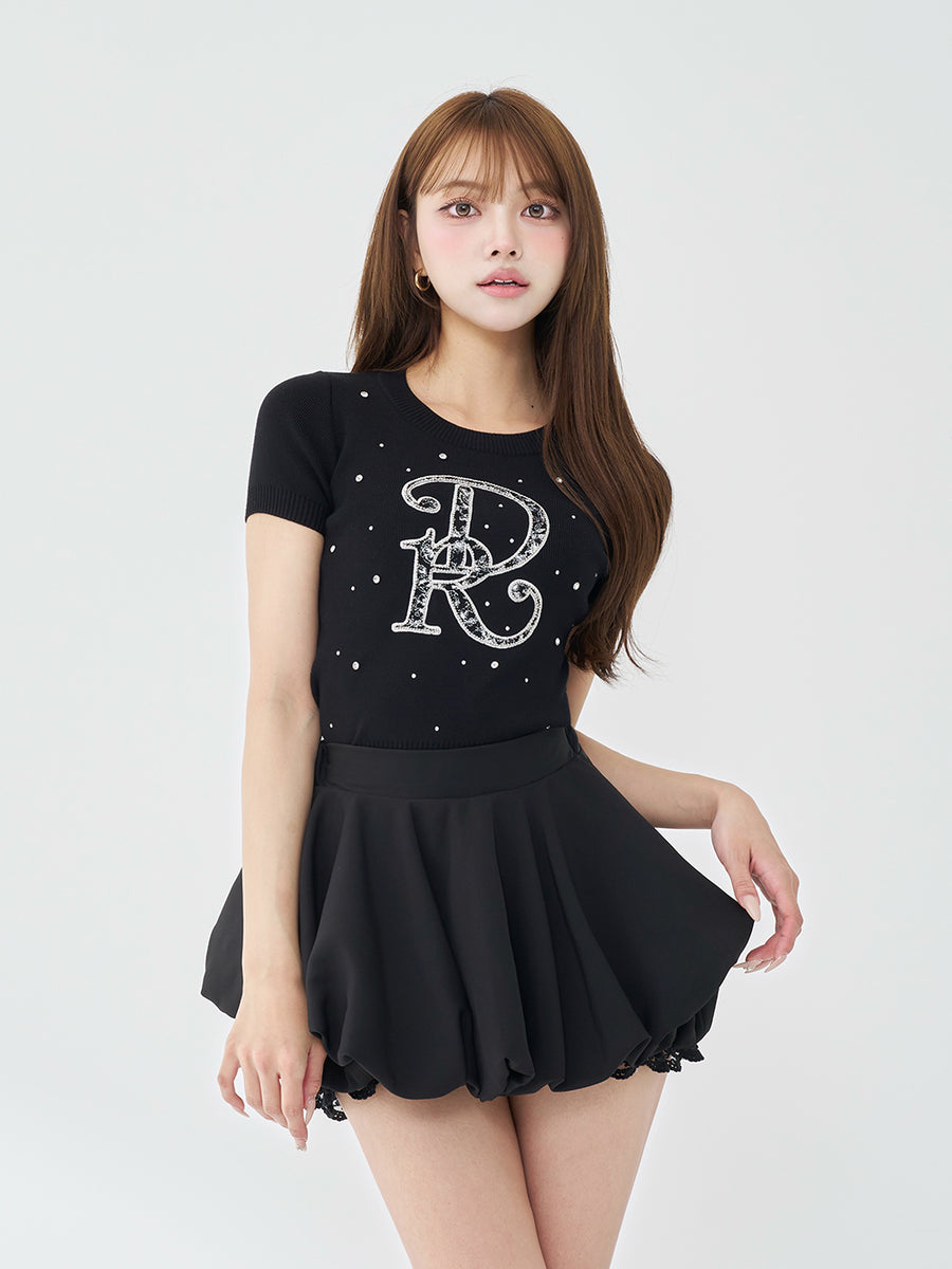 モデル：163cm（着用サイズ：FREE　着用カラー：BLK）