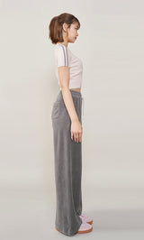 モデル：163cm（着用サイズ：FREE　着用カラー：C-GRY）