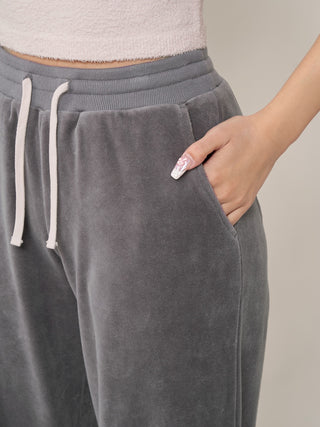 モデル：163cm（着用サイズ：FREE　着用カラー：C-GRY）