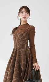 モデル：163cm（着用サイズ：FREE　着用カラー：BRN）