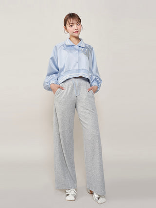 モデル：163cm（着用サイズ：FREE　着用カラー：GRY）