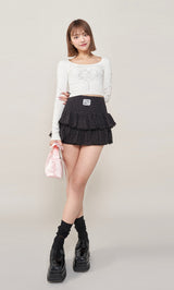 モデル：163cm（着用サイズ：FREE　着用カラー：BLK）