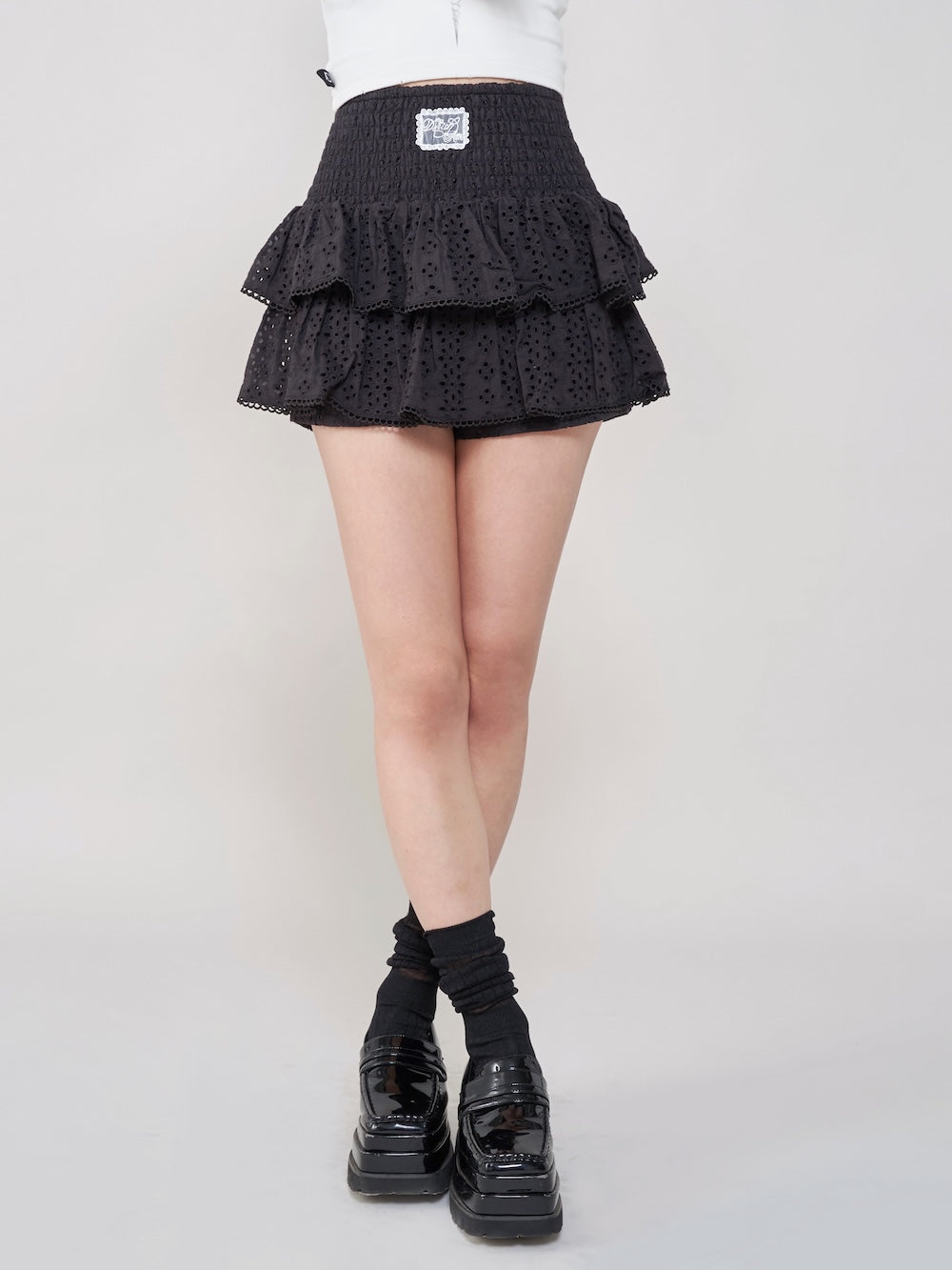 モデル：163cm（着用サイズ：FREE　着用カラー：BLK）