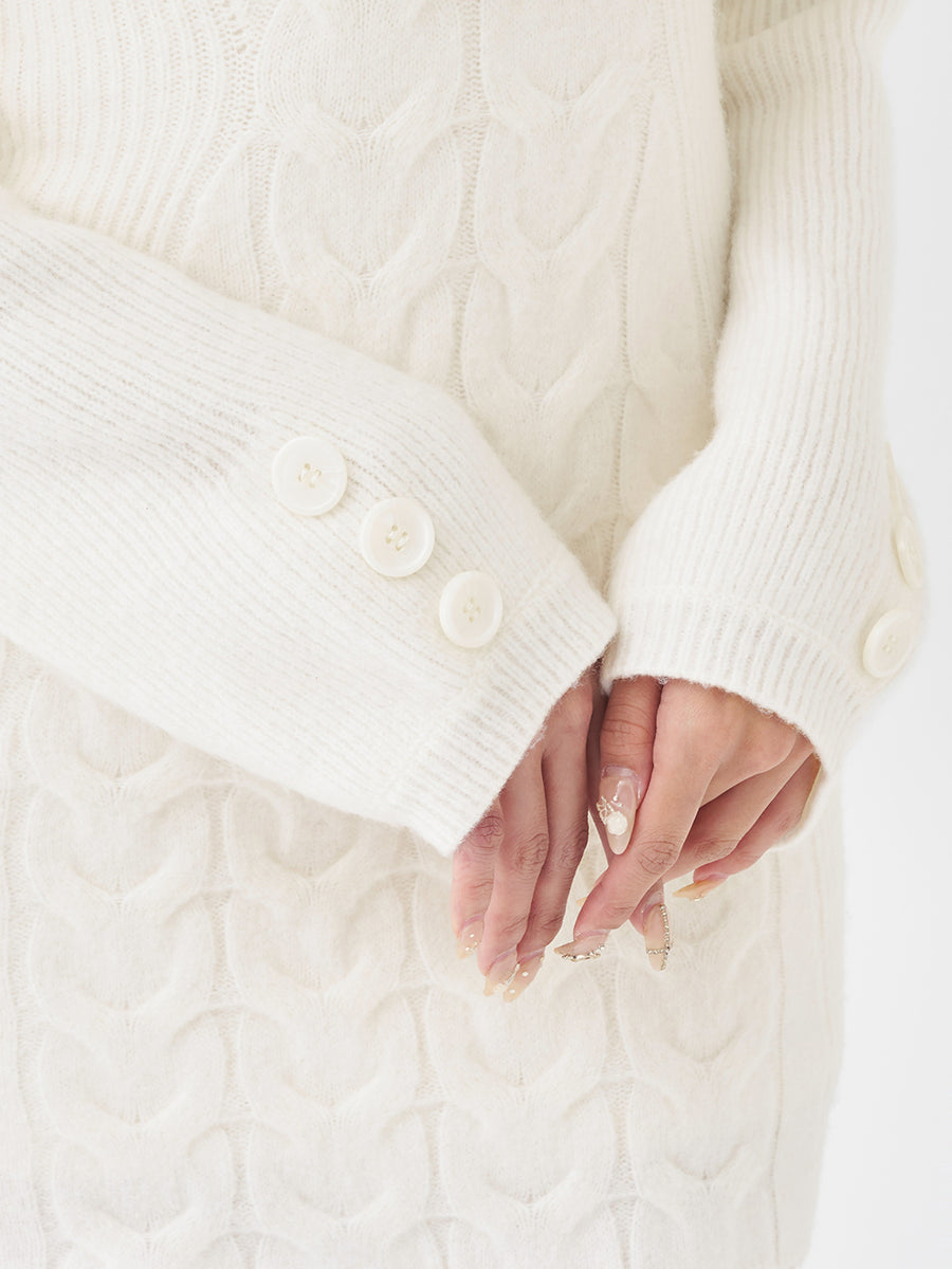 モデル：163cm（着用サイズ：FREE　着用カラー：IVO）