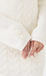 モデル：163cm（着用サイズ：FREE　着用カラー：IVO）