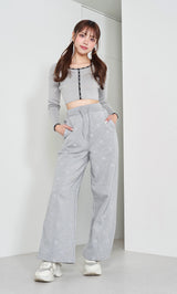 モデル：163cm（着用サイズ：FREE　着用カラー：GRY）