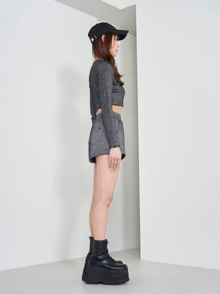 モデル：163cm（着用サイズ：FREE　着用カラー：BLK）