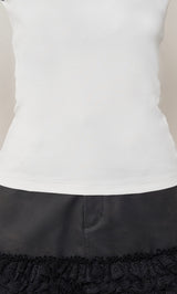 モデル：163cm（着用サイズ：FREE　着用カラー：WHT）