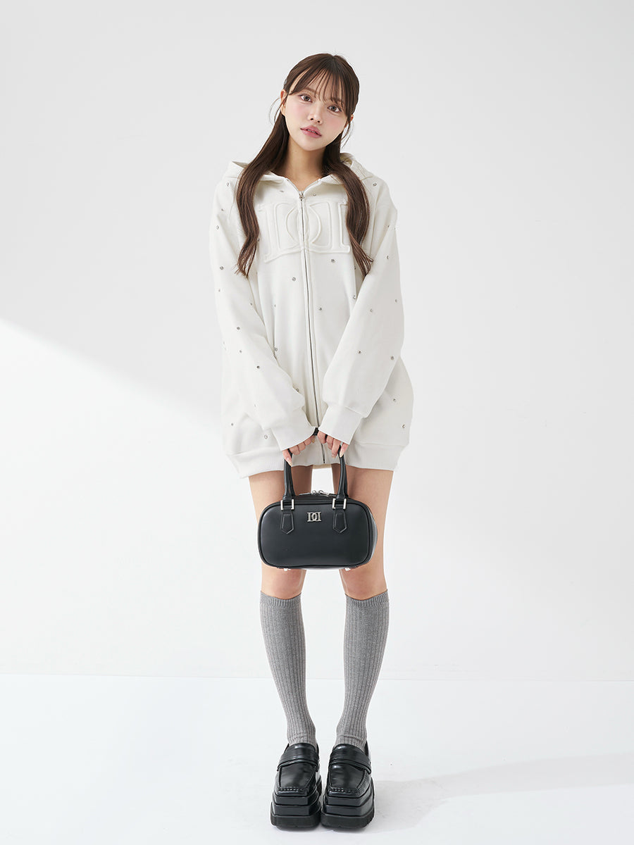 モデル：163cm（着用サイズ：FREE　着用カラー：WHT）