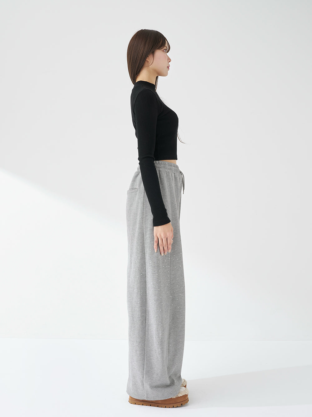 モデル：163cm（着用サイズ：FREE　着用カラー：GRY）