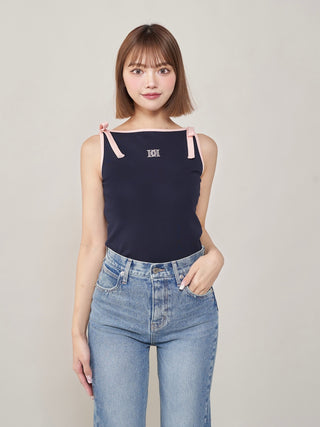 モデル：163cm（着用サイズ：FREE　着用カラー：NVY）