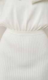 モデル：163cm（着用サイズ：FREE　着用カラー：WHT）