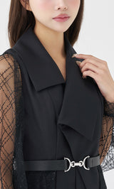 モデル：163cm（着用サイズ：FREE　着用カラー：BLK）