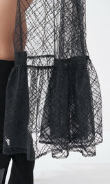 モデル：163cm（着用サイズ：FREE　着用カラー：BLK）