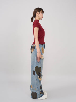 モデル：163cm（着用サイズ：FREE　着用カラー：RED）
