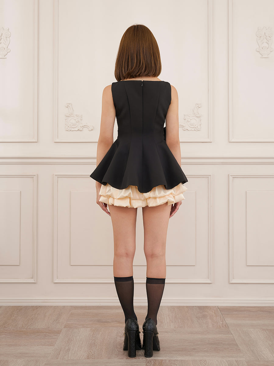 モデル：163cm（着用サイズ：FREE　着用カラー：BLK）