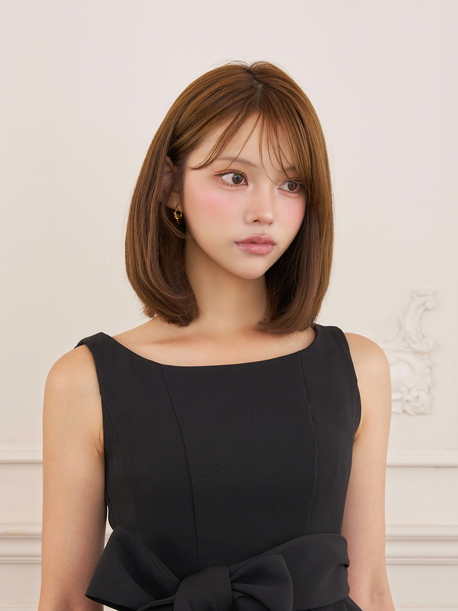 モデル：163cm（着用サイズ：FREE　着用カラー：BLK）