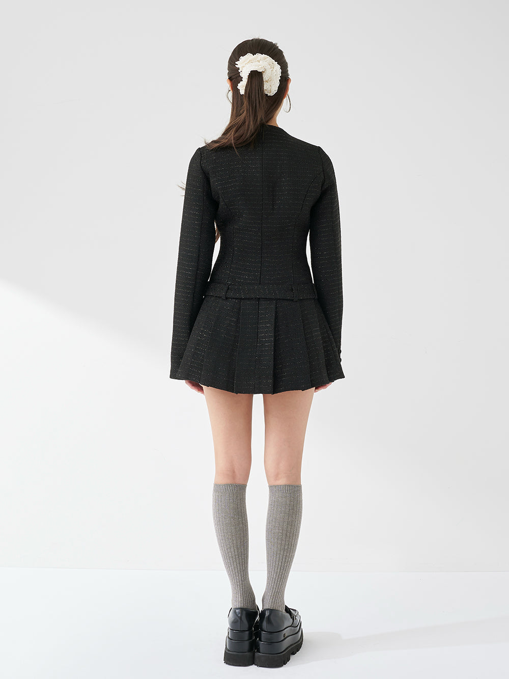 モデル：163cm（着用サイズ：FREE　着用カラー：BLK）