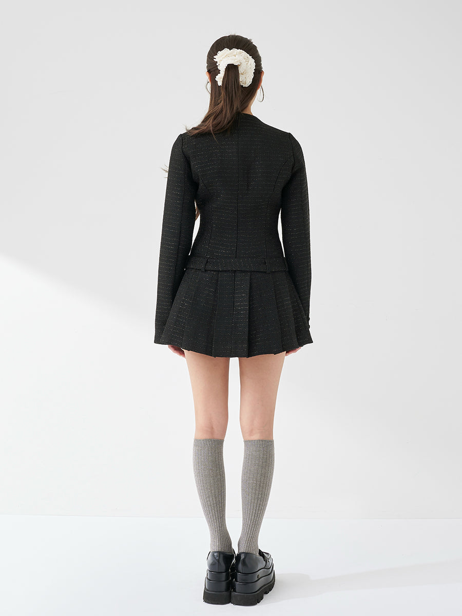 モデル：163cm（着用サイズ：FREE　着用カラー：BLK）