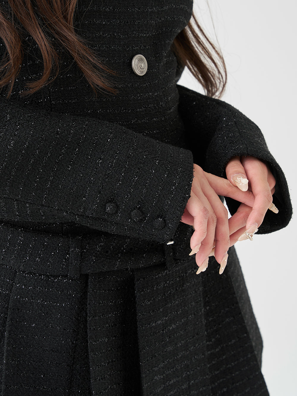 モデル：163cm（着用サイズ：FREE　着用カラー：BLK）