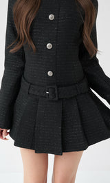 モデル：163cm（着用サイズ：FREE　着用カラー：BLK）