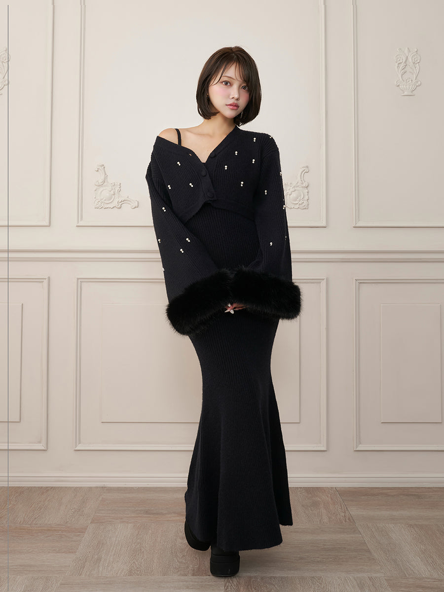 モデル：163cm（着用サイズ：FREE　着用カラー：BLK）