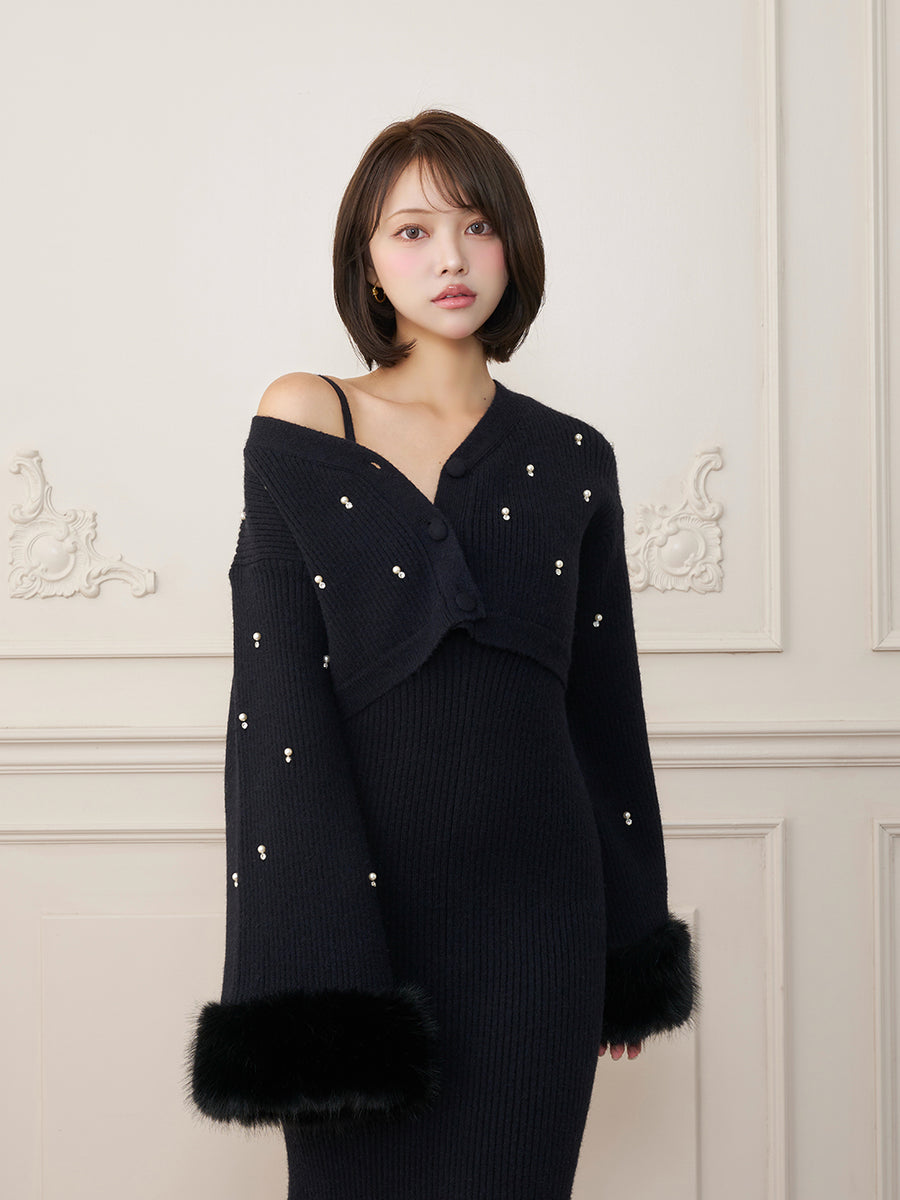 モデル：163cm（着用サイズ：FREE　着用カラー：BLK）